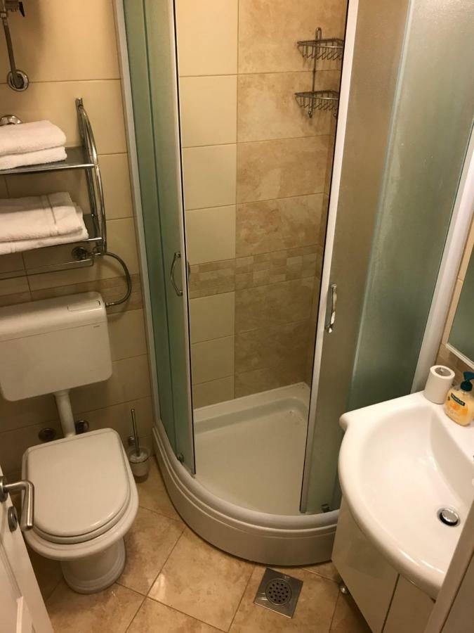 Dvor Apartma Makarska